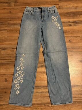 Hollister Light Blue Denim High-Rise Dad Jeans with White Floral Embroidery